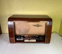 LOEWE OPTA Antikes Rundfunkempfänger Radio 1951-52 Nordrhein-Westfalen - Bocholt Vorschau