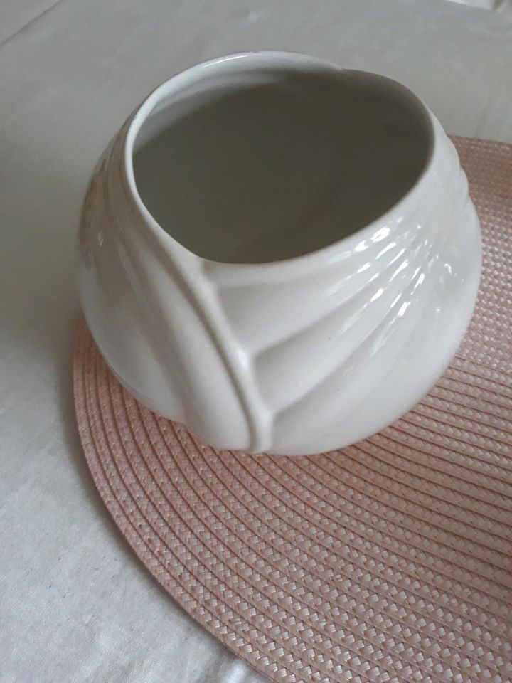 Kugel Vase, Porzellan, 13 cm Durchmesser,  NEU in Olching