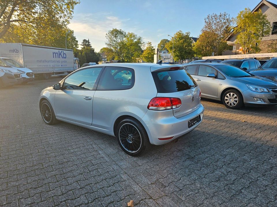 Volkswagen Golf 1.2 TSI MATCH *KLIMA*NAVI*XENON*SHD* in Gladbeck