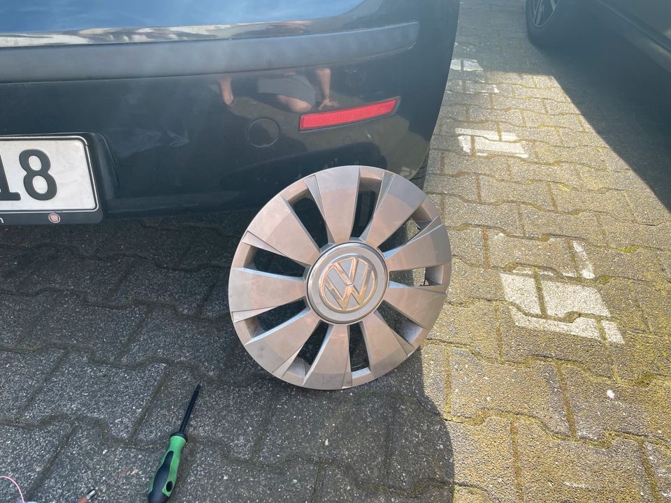 VW RADKAPPEN 15 ZOLL 4 STÜCK ORGINAL *TOP* in Wuppertal