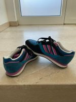 Adidas Damen Sportschuhe Blau/Rosa Gr. 38 Hessen - Bruchköbel Vorschau