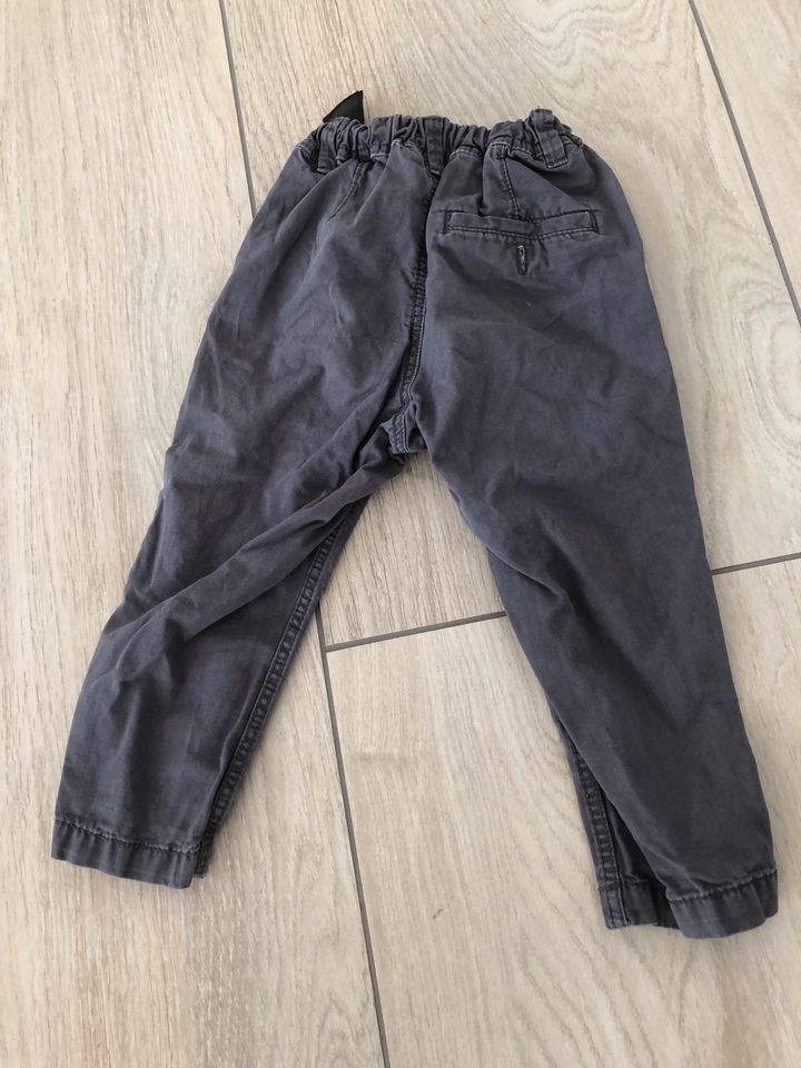 H&M Hose grau 80 1,50€ in Sendenhorst