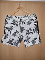 Shorts von Esprit Blumenmuster Größe 40 Bayern - Küps Vorschau