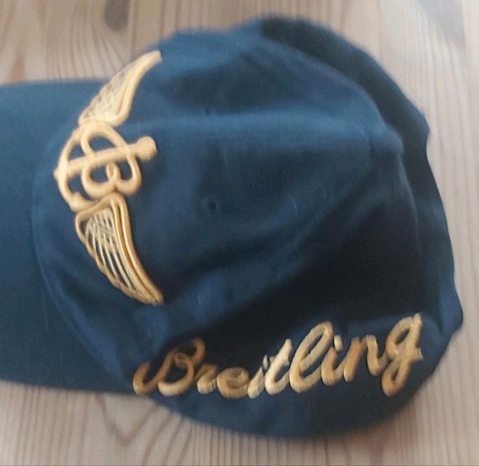 Breitling Cap Blau /Gold in Laave