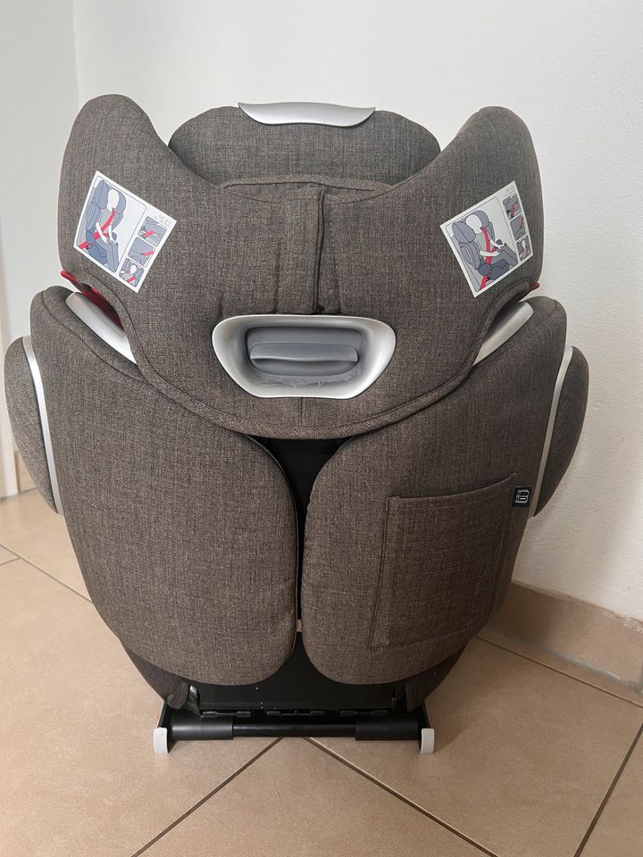 Cybex Solution M-Fix Autositz 15-36kg mit Isofix in Abensberg