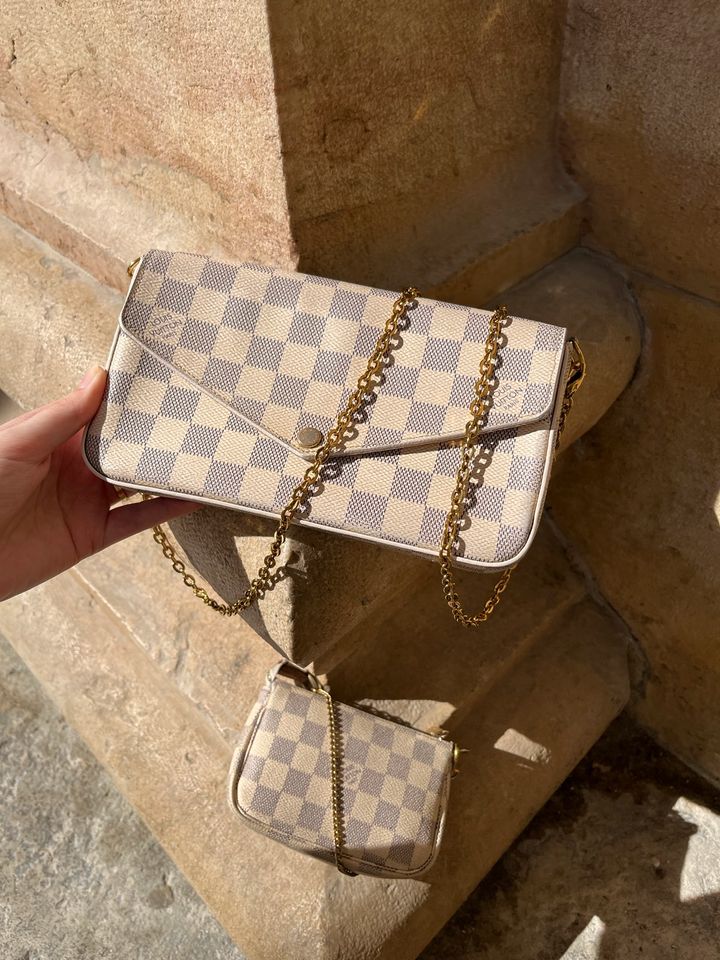 Louis Vuitton, Felicie Pochette Damier Azur Monogramm Tasche in München