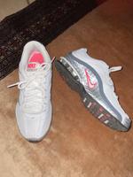 Weiß/graue original NIKE REAX RUN 5 Sport-/Turnschuhe Gr.41 Hessen - Biebergemünd Vorschau
