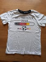 Yigga T-Shirt Fußball Weltmeister Gr. 134/140 Kreis Pinneberg - Rellingen Vorschau