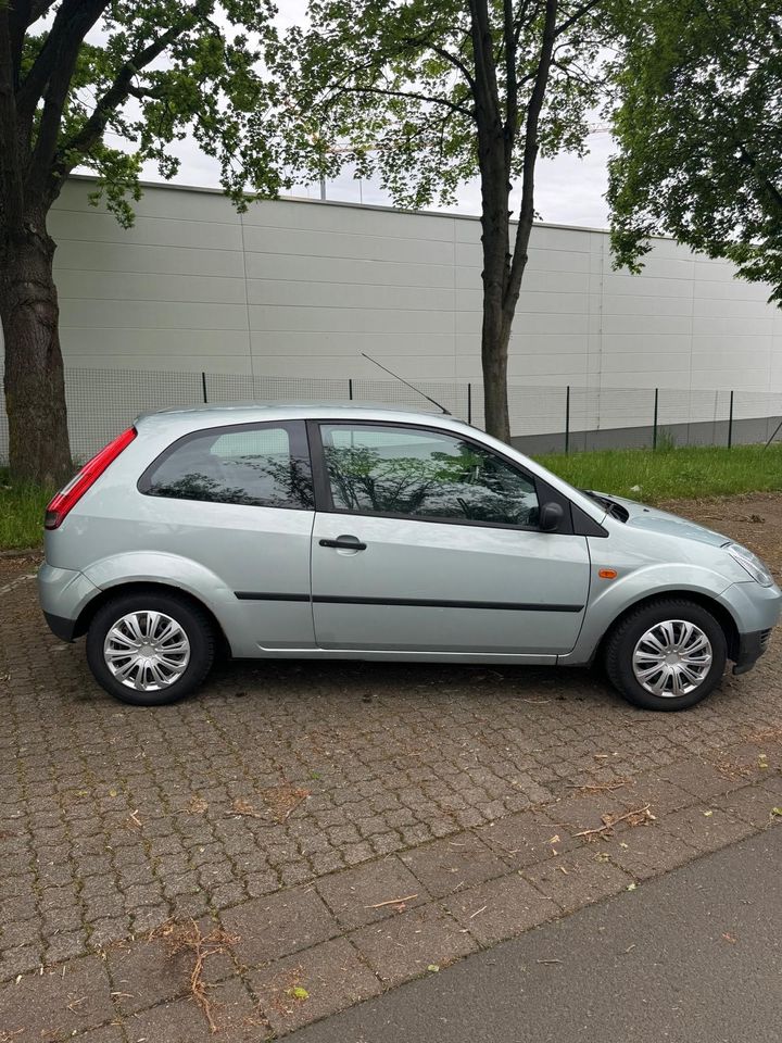 Ford Fiesta 1.4 80 PS in Mainz