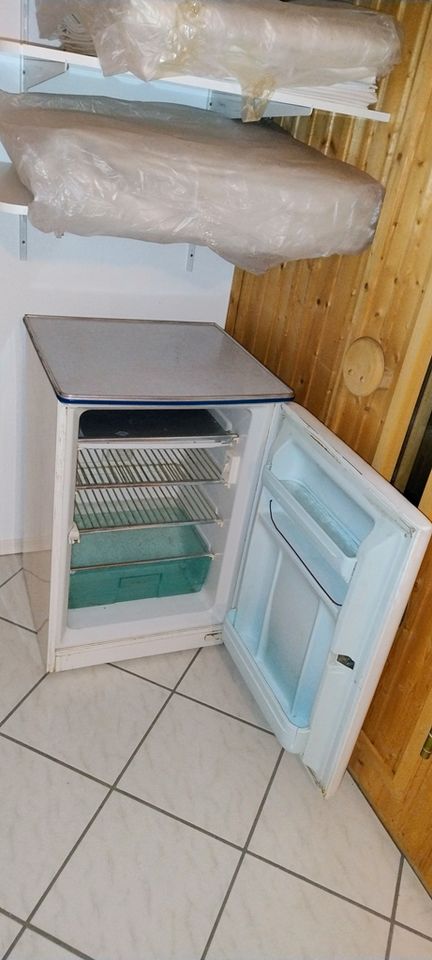 Retro Klassik Kühlschrank Bauknecht 50er / 60er Jahre in Eichenzell