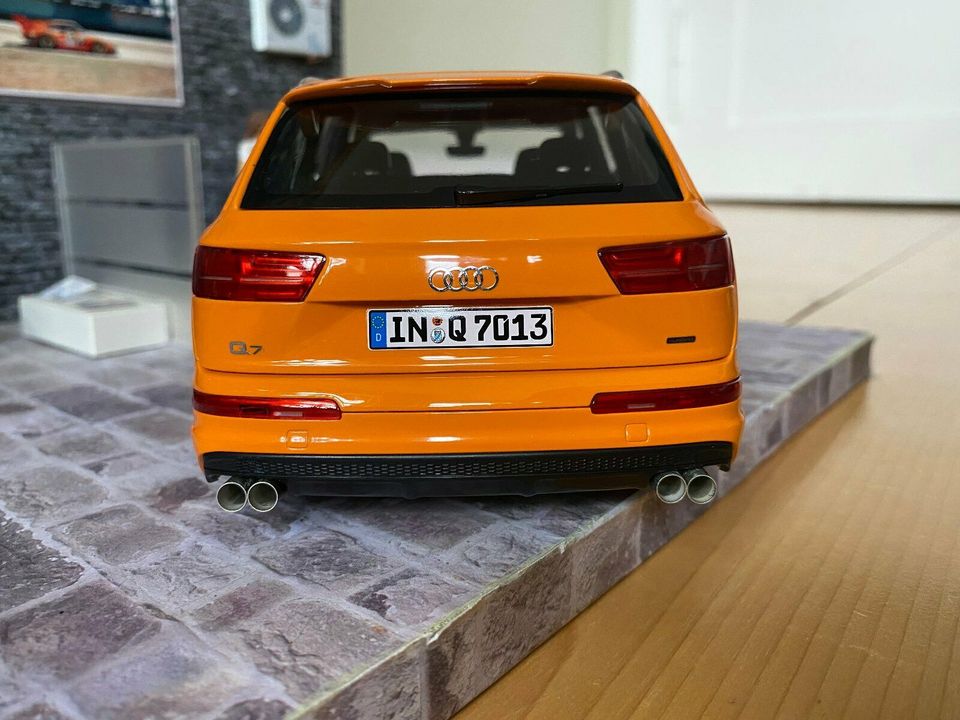 Audi Q7 Minichamps 1:18 Tuning Umbau in OVP in Erfurt