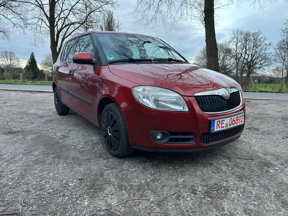 Nr.021 SKODA FABIA 5J 1,4 16V TÜV NEU 05-2026 / ZAHNRIEMEN NEU in Marl