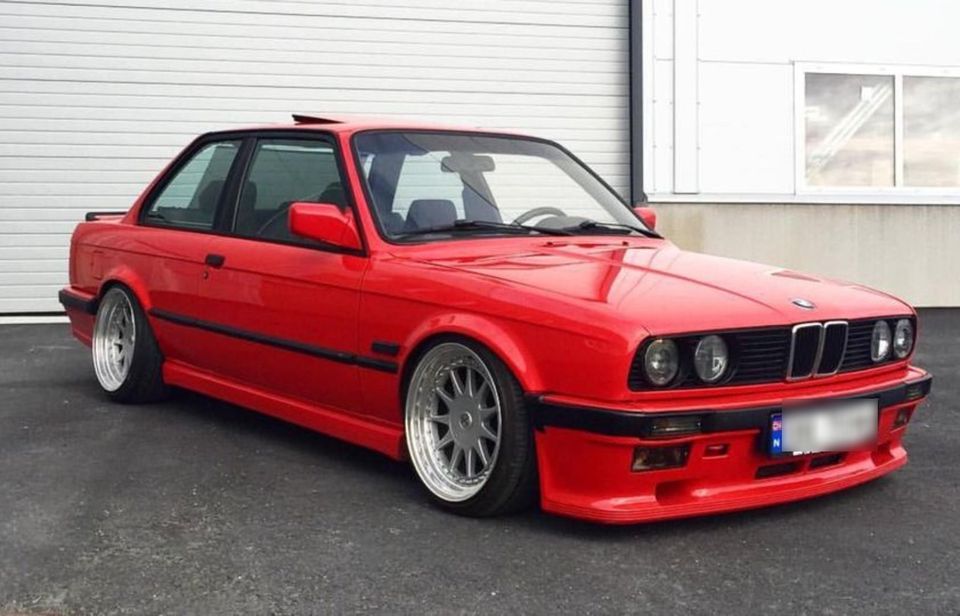 Suche BMW E30 M-tech 1 - ideal 325i coupe - egal stand. in Geilenkirchen