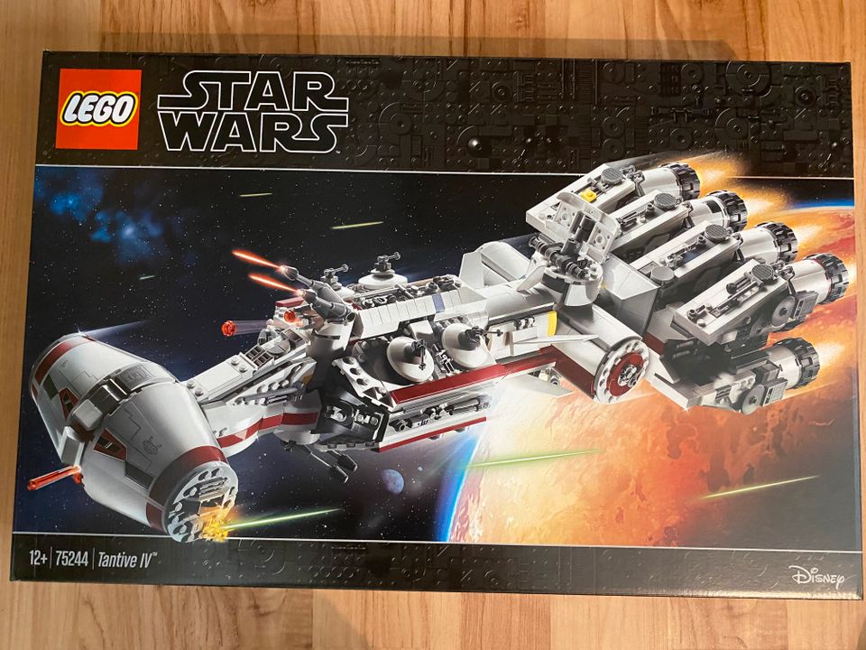 LEGO Star Wars 75244 Tantive IV in Murg