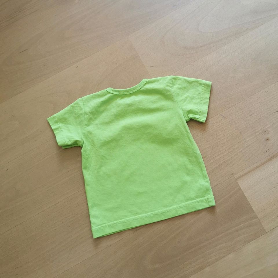 Wie neu, Jako-o, T- Shirt, grün , Gartenmädchen, Blumen, 68/74 in Plön 