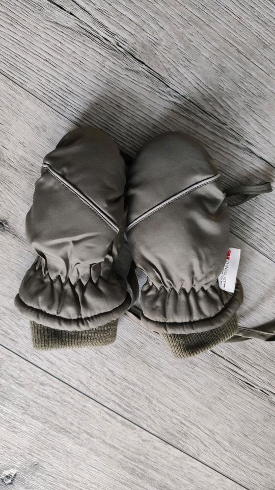 Handschuhe 86 92 khaki neu in Großheide