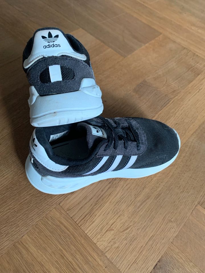 Adidas Sneaker LA Trainer Lite Gr. 27 schwarz in Köln