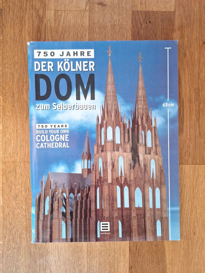 "Der KÖLNer Dom zum Selberbauen" Basteln Geschichte in Köln