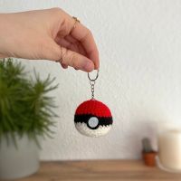 Pokeball Schlüsselanhänger Handarbeit Hessen - Wiesbaden Vorschau