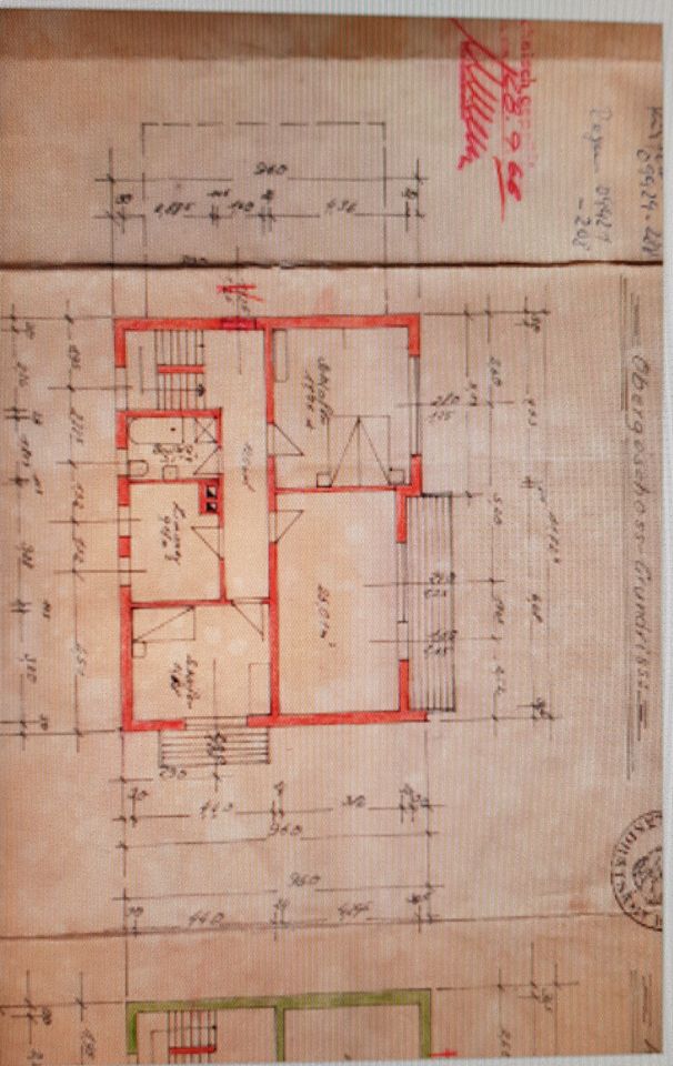 Top-Angebot: Zweifamilienhaus 225 Wohnfl., 1717 Grund in Lindberg