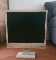 Monitor Bildschirm Eizo  FlexScan L557 17 Zoll DVI VGA Audio Hessen - Wiesbaden Vorschau