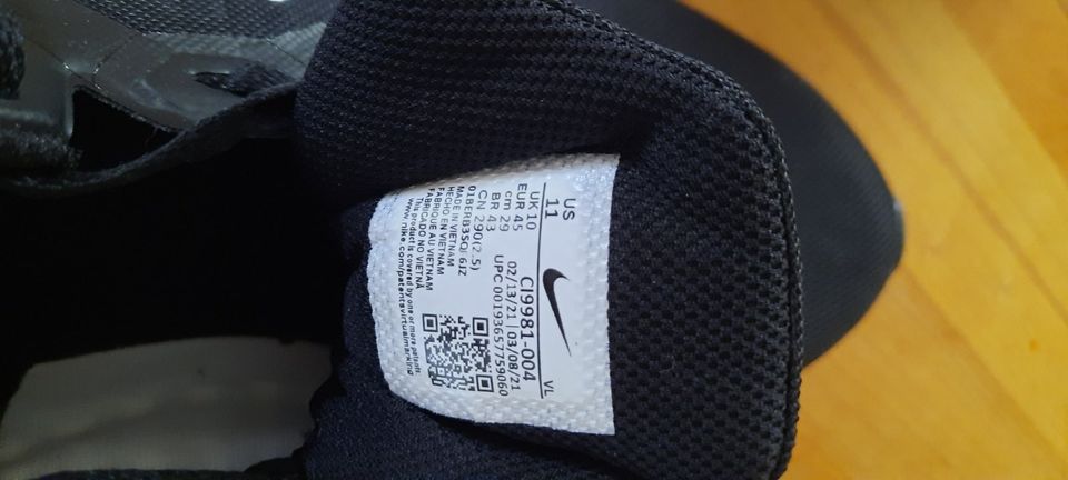 Nike Schuhe Größe 45 in Michelfeld