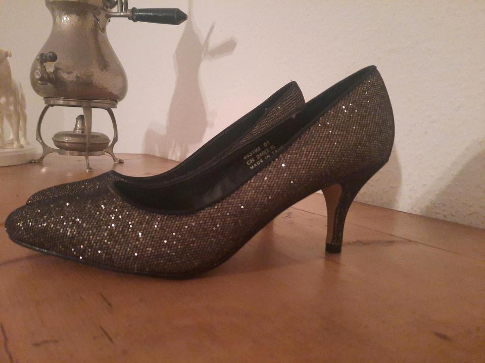 Pumps, Glitzer, Gold-Schwarz, Abendschuh, Silvester, Weihnachten in Bad Homburg