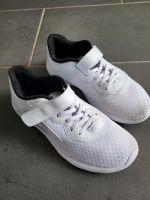 Vty Sneaker Sport-/ Hallenschuhe Niedersachsen - Aurich Vorschau