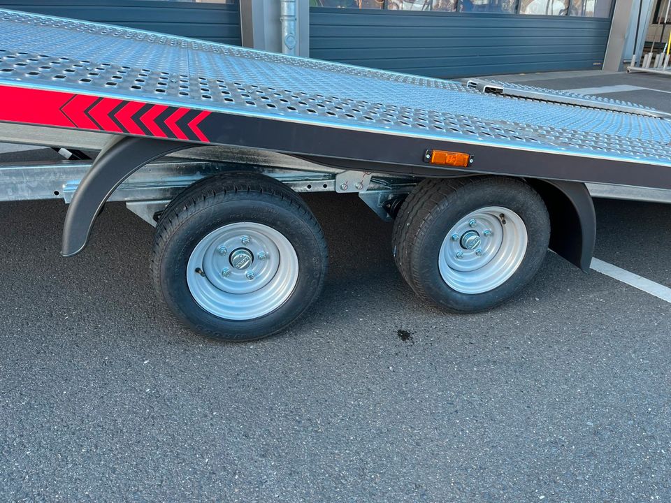 Lorries Autotransport Anhänger PL30-5021 Laweta mit Rampen in Weilerswist