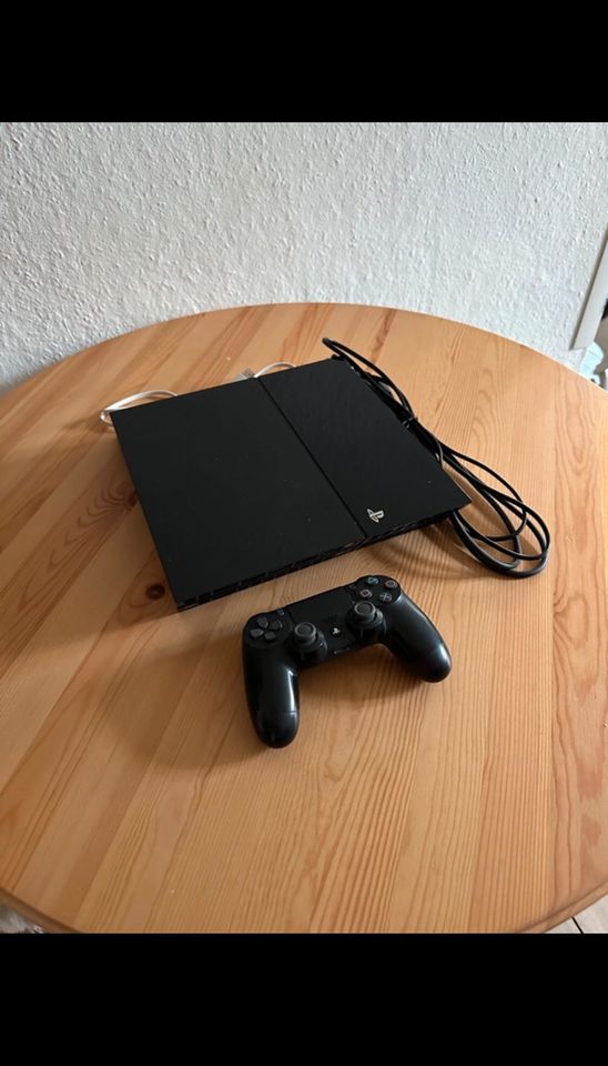 Ps4 zu verkaufen in Güstrow