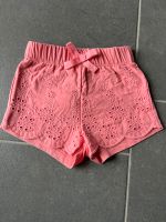 Shorts kurze Hose Pants Lochmuster Schleife Aprikose Gr. 68 NEU Nordrhein-Westfalen - Wettringen Vorschau