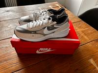 Nike Schuhe gr 40 neu Waffel one Nordrhein-Westfalen - Jüchen Vorschau