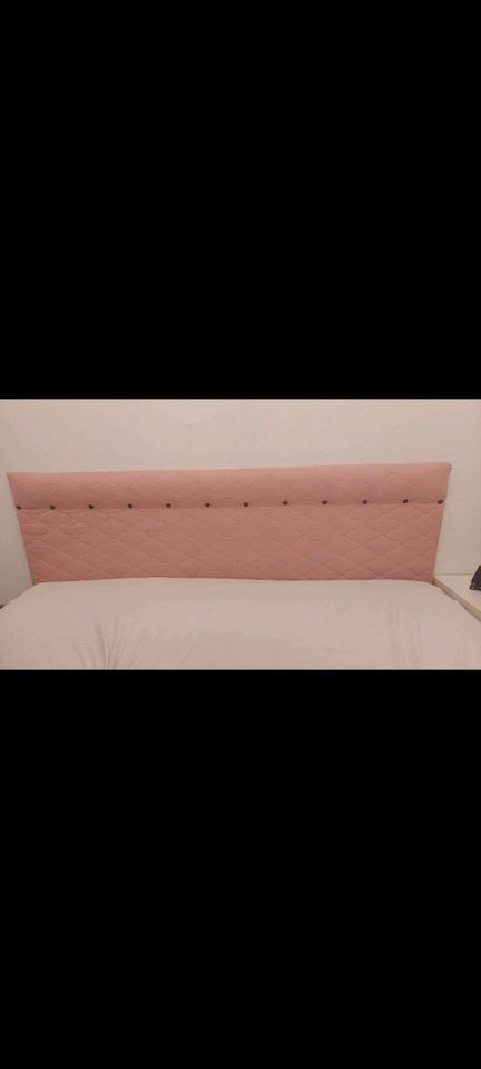 Boxspringbett Bett 140×200 Rosa selbstgebaut in Berlin