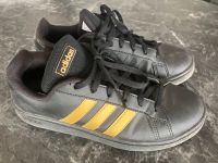 Adidas 38, schwarz gold Bayern - Essenbach Vorschau