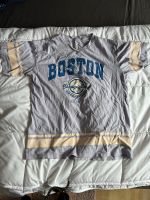 Shirt mit Druck Boston flieder gr xs Rheinland-Pfalz - Daleiden Vorschau