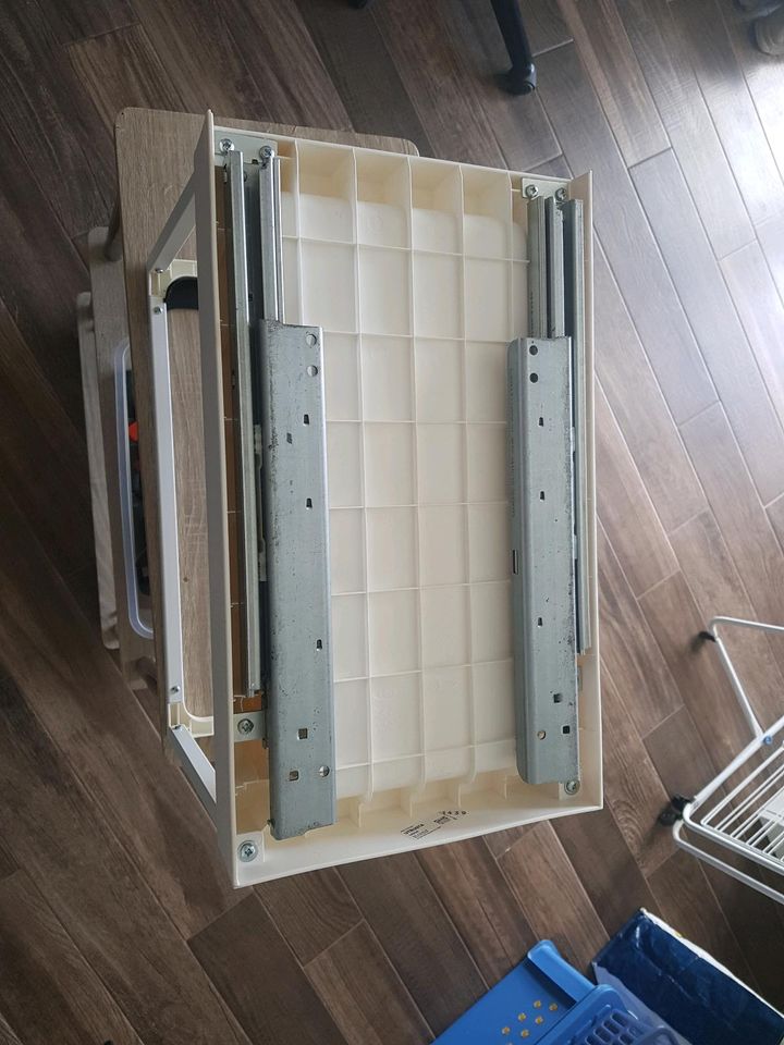 Küche Ikea Mülleimer mit aus Schublade in Lindau