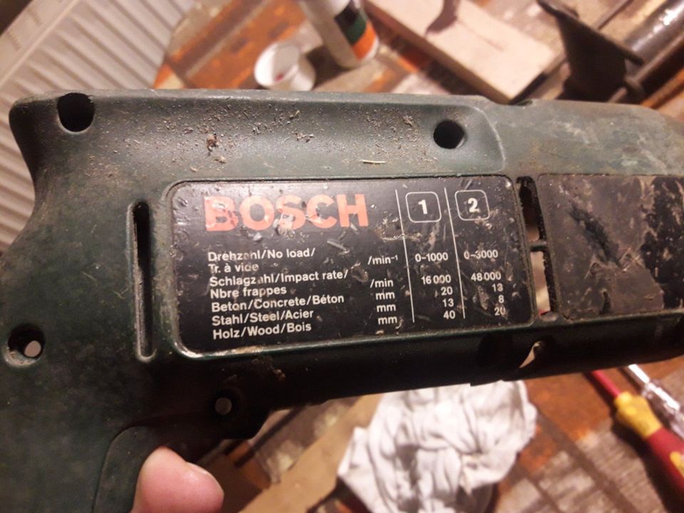 Bohrmaschine Bosch grün SB750 defekt f .Bastler in Hof (Saale)