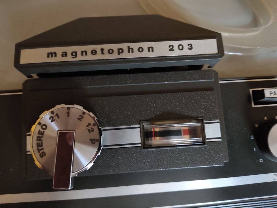 TELEFUNKEN Tonbandgerät / magnetophon 203 TS in Berlin