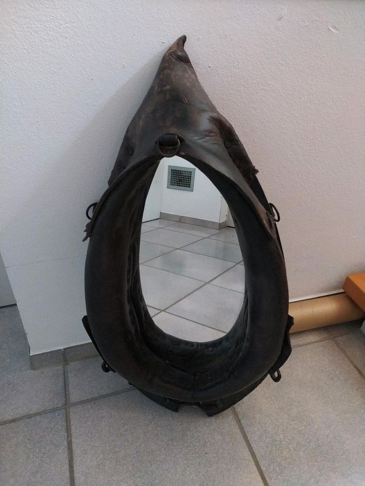 Pferdekummet Spiegel in Pfreimd