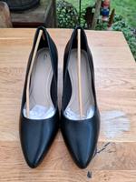 Clarks Pumps Isidora Faye Pumps Größe 40 Düsseldorf - Bilk Vorschau