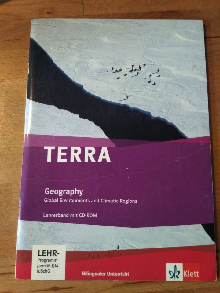 Terra Geography Global environments Lehrerband Lösu 9783121045501 in Troisdorf