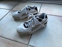 Puma Sneaker weiß Suede 38,5 Nordrhein-Westfalen - Nümbrecht Vorschau