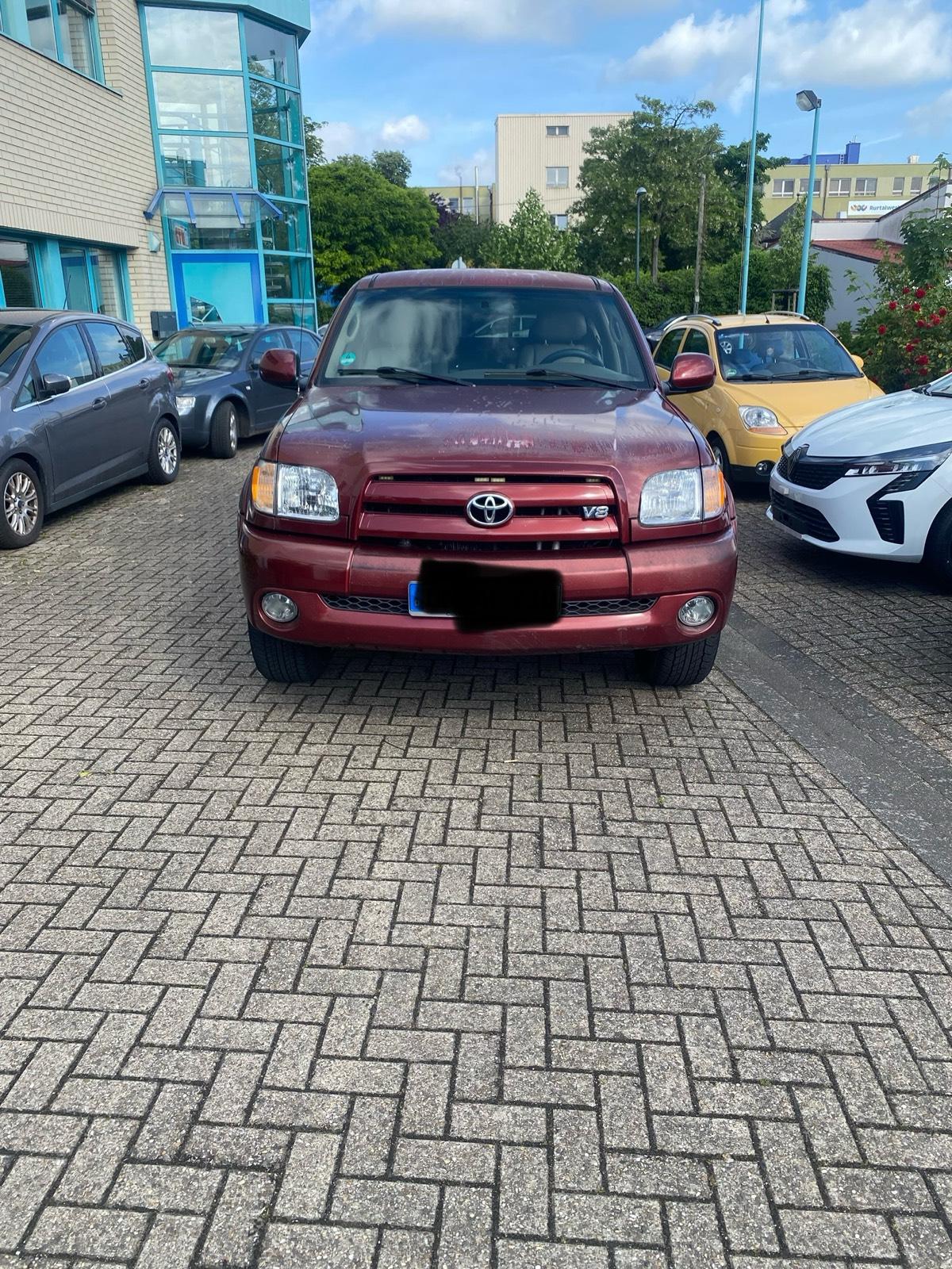 Abbildung des Autos Toyota Tundra 4.7 Ltr&#x…