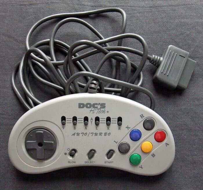 Doc' Hi Tech Auto Turbo Slow Gamepad für SNES in Köln