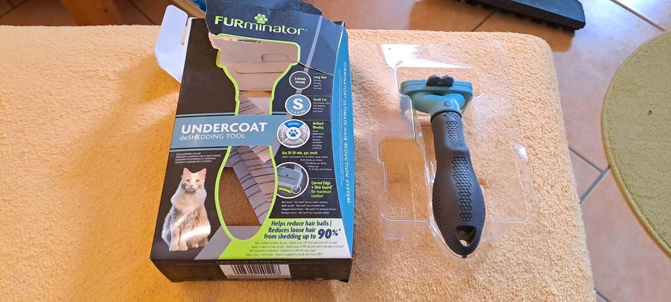 Furminator für Katzen Gr S für lange Haare in Friedberg