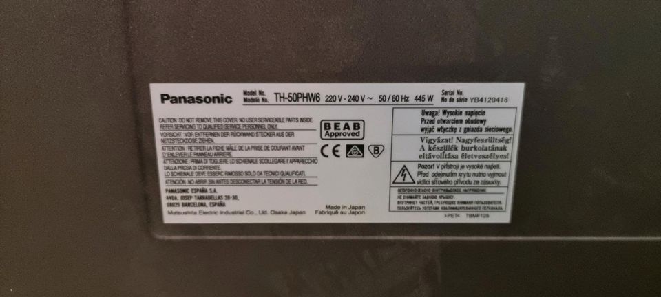 Panasonic Plasma Bildschirm TH 50 PHW6 mit Wandhalterung in Bad Homburg