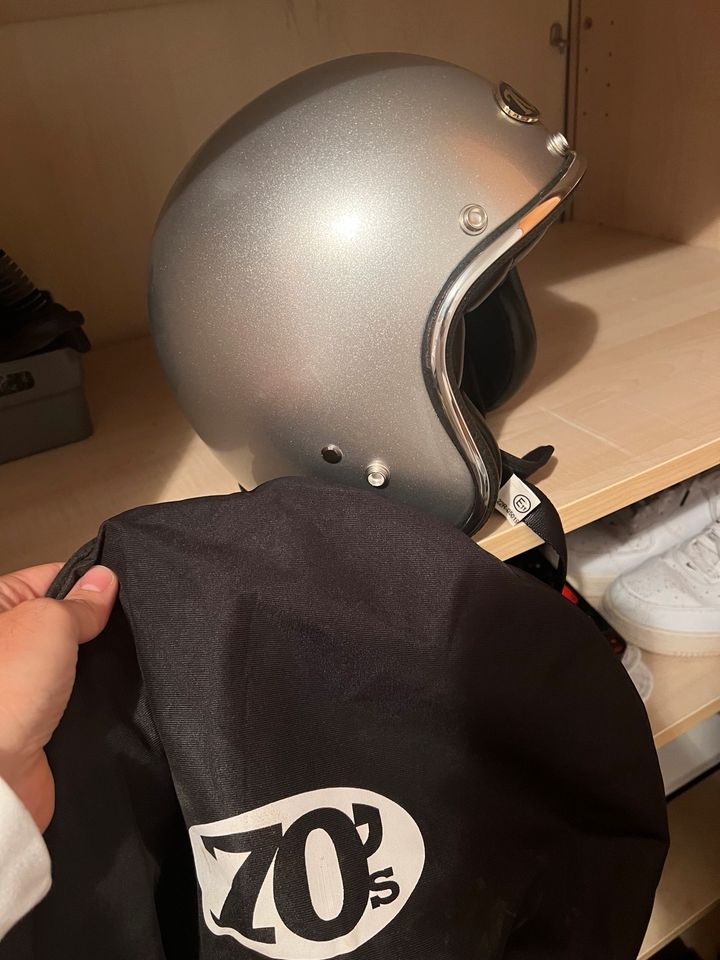 Helm Vespa 70s Silber Größe M neu in Rödermark