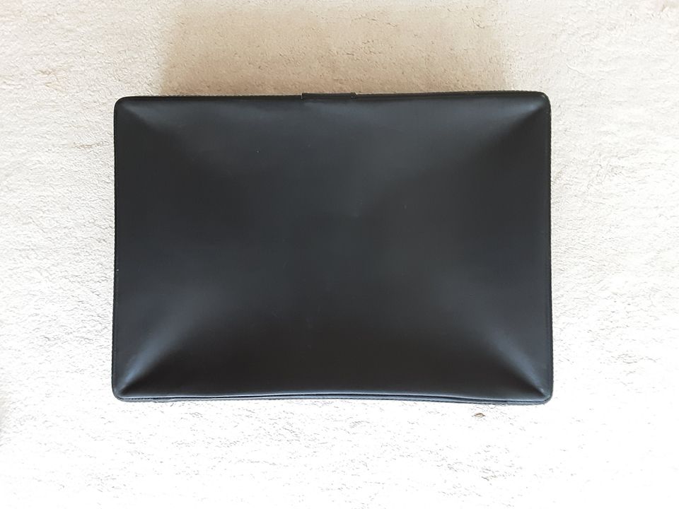 Koffer Leder schwarz klassisch abschließbar 57*40*13 cm in Hannover