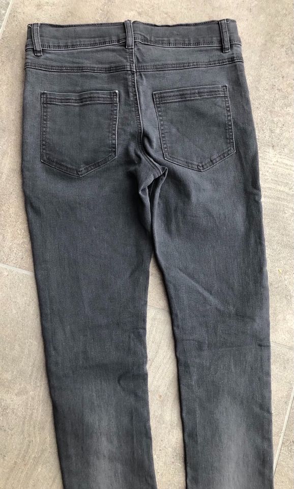 Jeans Größe 140 (Jungen) in Mechernich