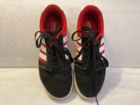 ADIDAS: schwarz,rot,weiße SNEAKER - 39 1/3 - unisex - guter Zusta Nürnberg (Mittelfr) - Oststadt Vorschau